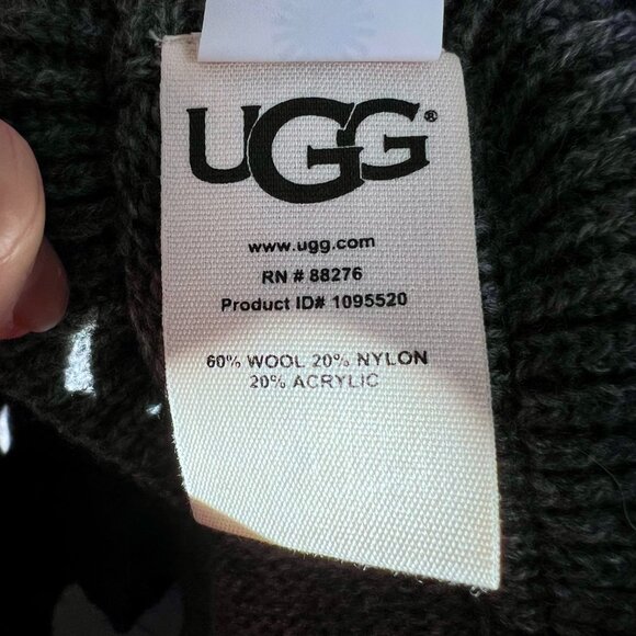NWT UGG Poncho Sweater Jacey Wool Blend Cowl Turtleneck Gray One Size - Picture 9 of 10